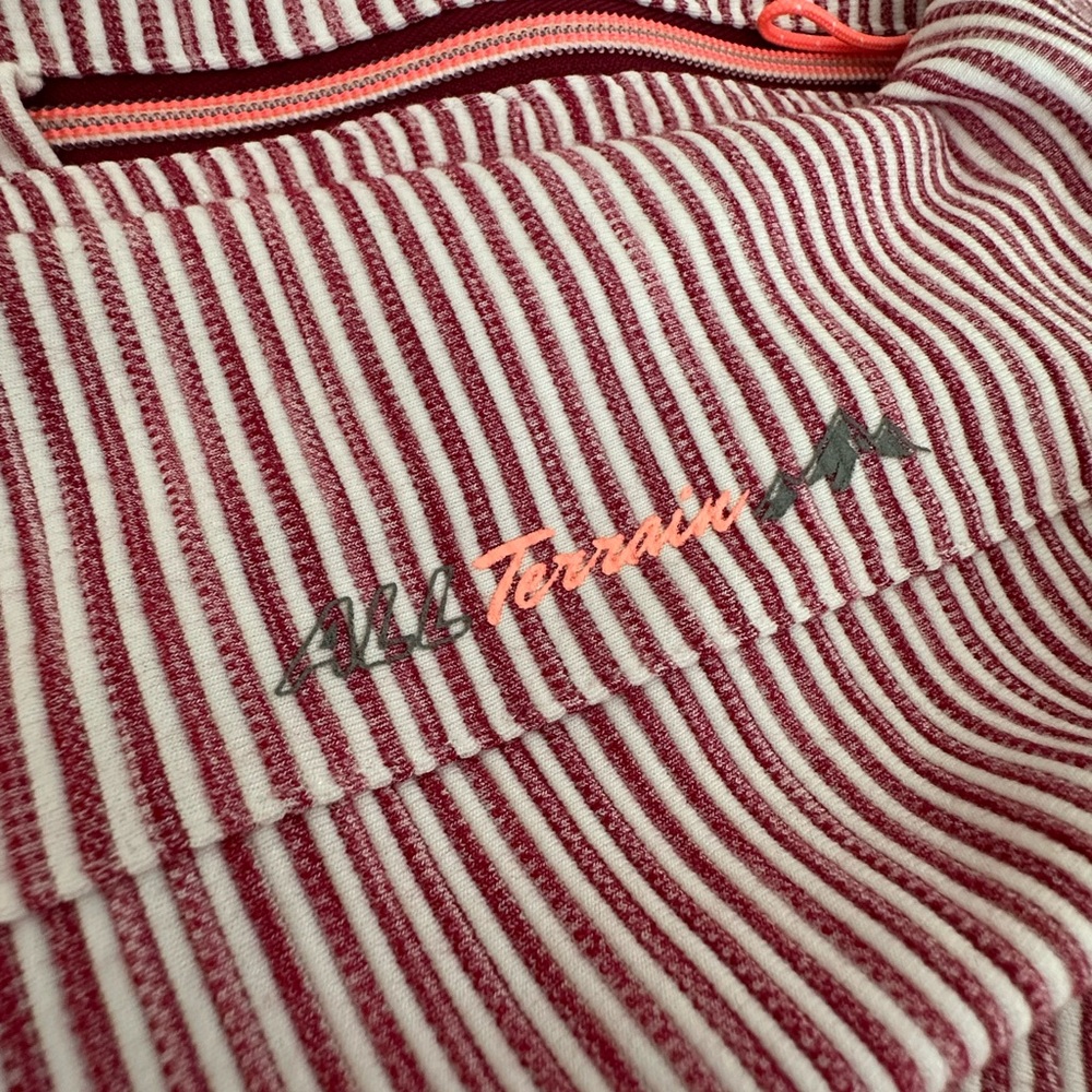 Killtech Teanara Jacket in Raspberry - Picture 5 of 8